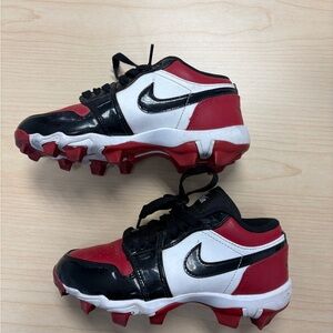 Nike Air Jordan 1 size 1.5 kids Black, Red, and White Baseball cleat